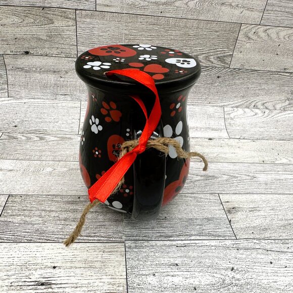 Temptations by Tara 16 oz. Dog Paws Heart Black Mug & Ornament/Lid - Picture 2 of 7